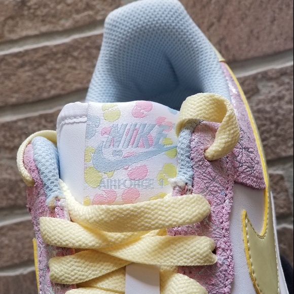 🚨SOLD🚨 Nike Air Force 1 Low - Picture 5 of 7